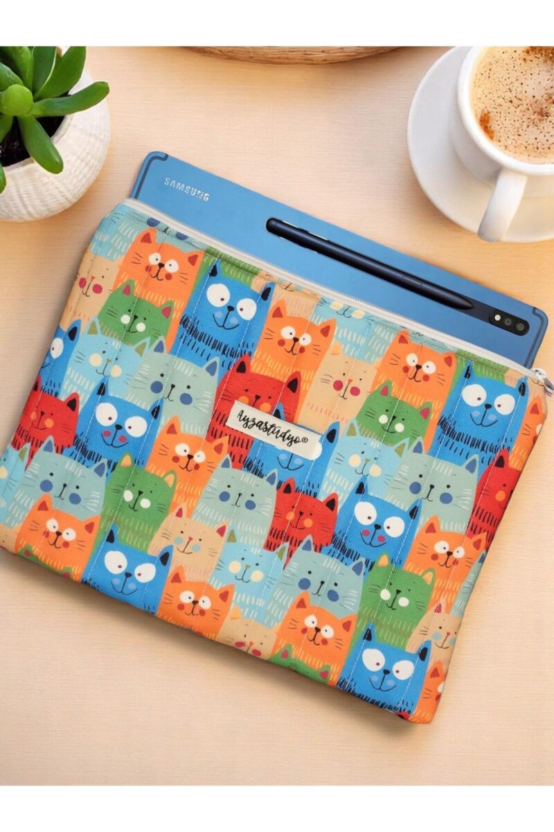 Puffy iPad/Tablet Sleeve - Happy Cats | Ayza Stüdyo