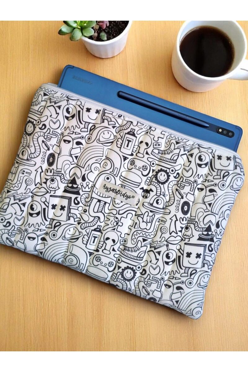 Puffy iPad/Tablet Sleeve - Doodle | Ayza Stüdyo