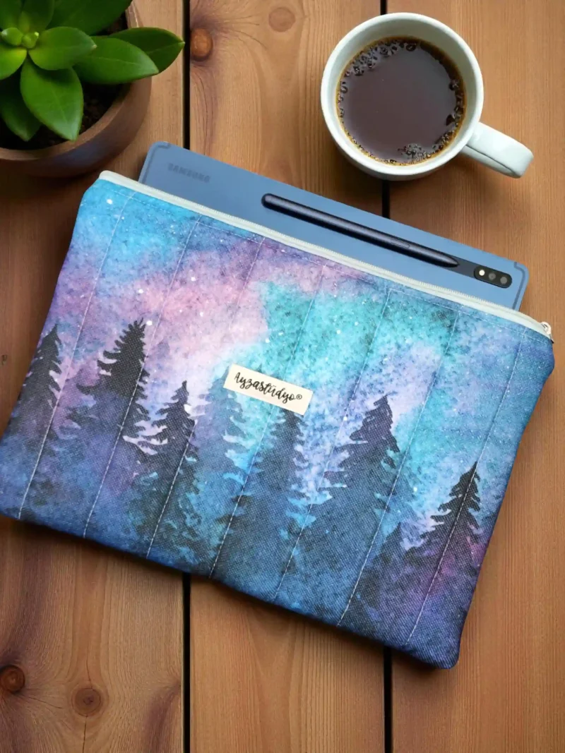 Puffy iPad/Tablet Sleeve - Winter Nights | Ayza Stüdyo